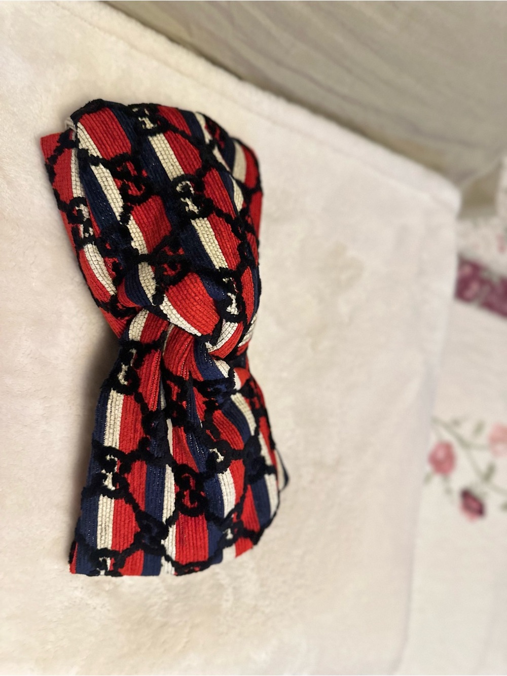 Gucci Red, Navy & White Bow Headband with Interlocking Logo only used for photo